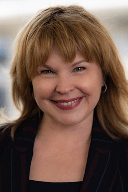 Stina Kayser Headshot